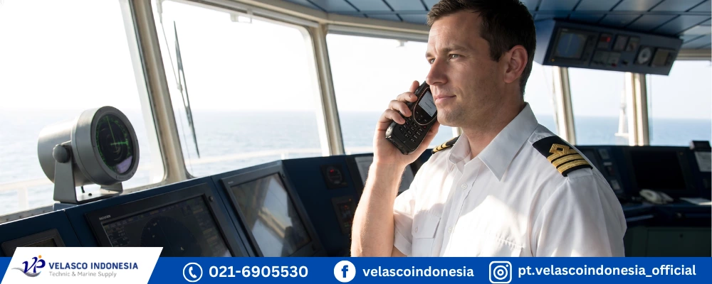 Mengenal Telepon Satelit Kapal dan Fungsinya