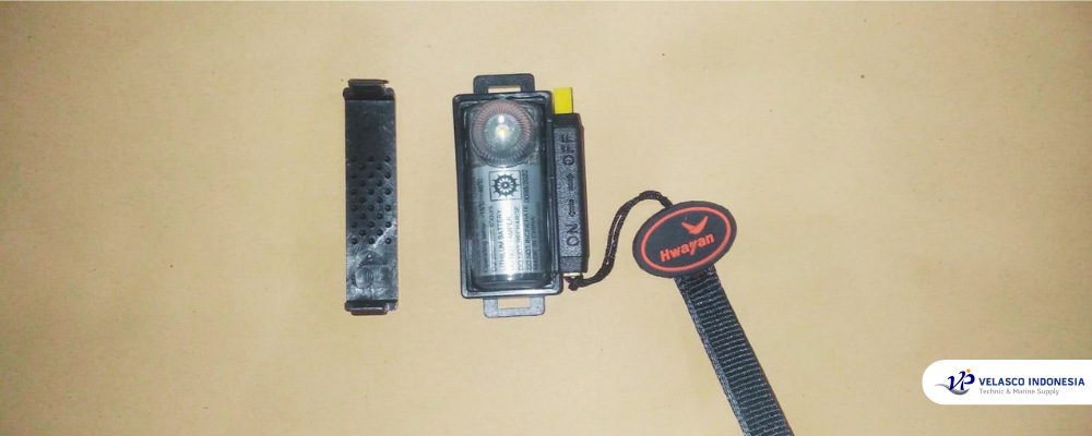 Life Jacket Light Hwayan YDL 20 Berkualitas Life Jacket Light Hwayan YDL 20 Berkualitas